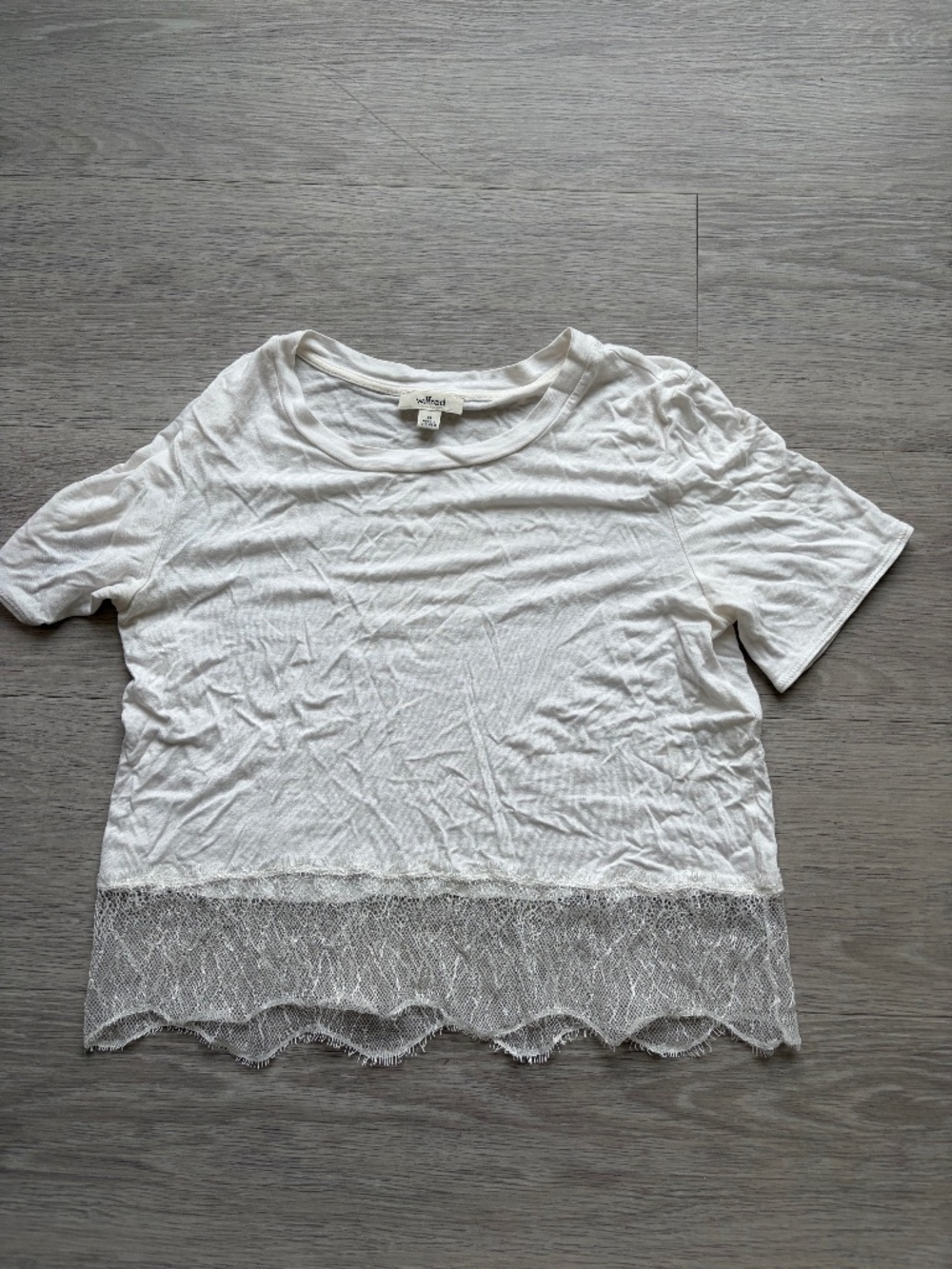 White tshirt